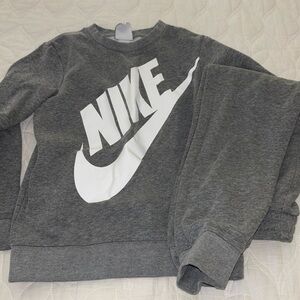 Nike gray sweatsuit